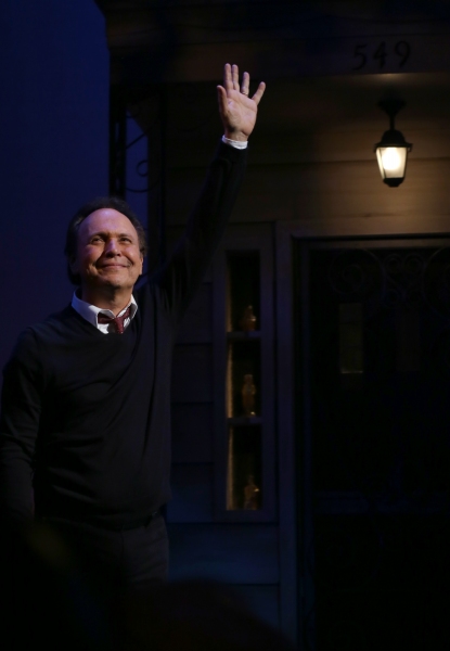 Photo Coverage: Billy Crystal Returns to Broadway in 700 SUNDAYS; Inside Opening Night Curtain Call! 