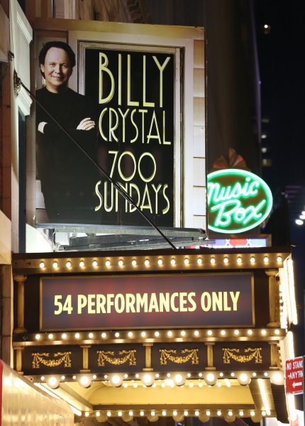 Photo Coverage: Billy Crystal Returns to Broadway in 700 SUNDAYS; Inside Opening Night Curtain Call! Image