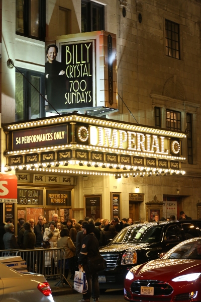 Photo Coverage: Billy Crystal Returns to Broadway in 700 SUNDAYS; Inside Opening Night Curtain Call! Image