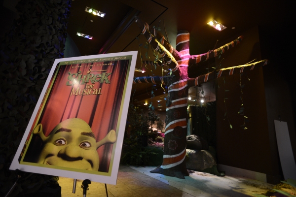 Photo Flash: SHREK THE MUSICAL Celebrates NAfME Grants with Baldwin Hills Elementary Image