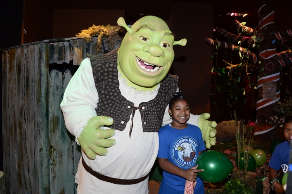 Photo Flash: SHREK THE MUSICAL Celebrates NAfME Grants with Baldwin Hills Elementary Image
