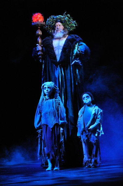 Photo Flash: First Look at Great Lakes Theater's A CHRISTMAS CAROL Image