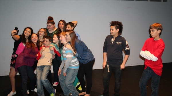Photo Flash: In Rehearsal with the Cast of Alpha/Omega Players' 13 Image