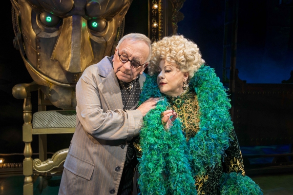 Photo Flash: First Look at New West End WICKED Cast - Willemijn Verkaik, Savannah Stevenson & More! Image