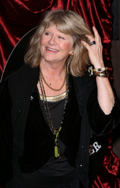 Photo Coverage: Inside Theatre Arrivals for A GENTLEMAN'S GUIDE TO LOVE AND MURDER Image
