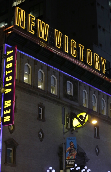 Photo Coverage: Michael Eisner Honored at New 42nd St. Gala- Inside the Curtain Call Image