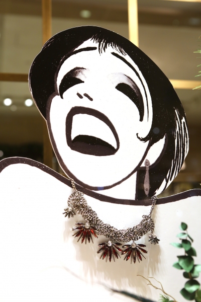 Photo Coverage: Henri Bendel Unveils HIRSCHFELD SPECTACULAR Window Exhibit Image