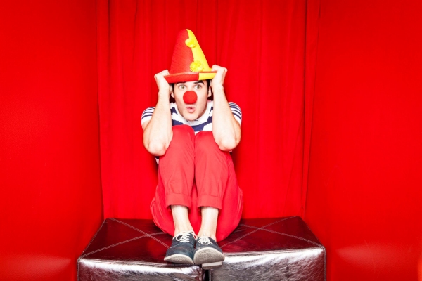 Photo Flash: GLEE Cast Takes to the Photo Booth for Additional Season 5 Promo Shots Image