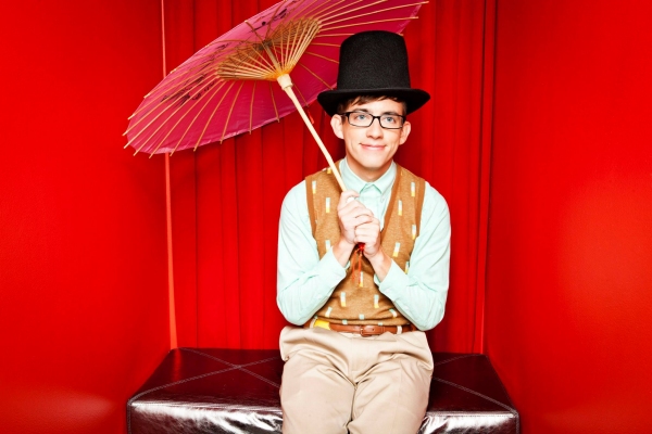 Photo Flash: GLEE Cast Takes to the Photo Booth for Additional Season 5 Promo Shots Image