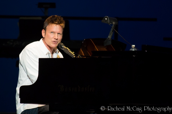 Photo Coverage: Corey Hart, Ron James, Colin Mochrie and More at IT'S ALWAYS SOMETHING Image