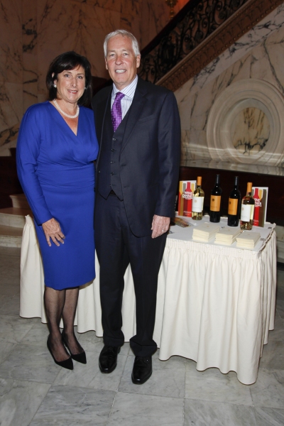 Photo Flash: Joan Rivers, Kelly Rutherford & More Attend NYSPCC's Wine Dinner Image