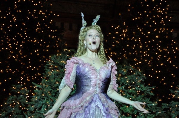 Photo Coverage: Rebecca Luker, Laura Osnes & More Perform at Macy's Christmas Windows Unveiling 