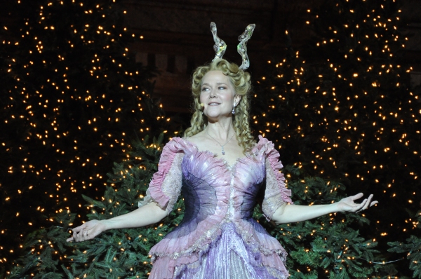 Photo Coverage: Rebecca Luker, Laura Osnes & More Perform at Macy's Christmas Windows Unveiling Image