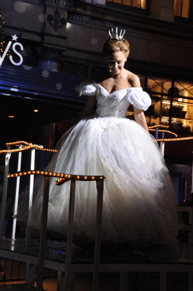 Photo Coverage: Rebecca Luker, Laura Osnes & More Perform at Macy's Christmas Windows Unveiling Image