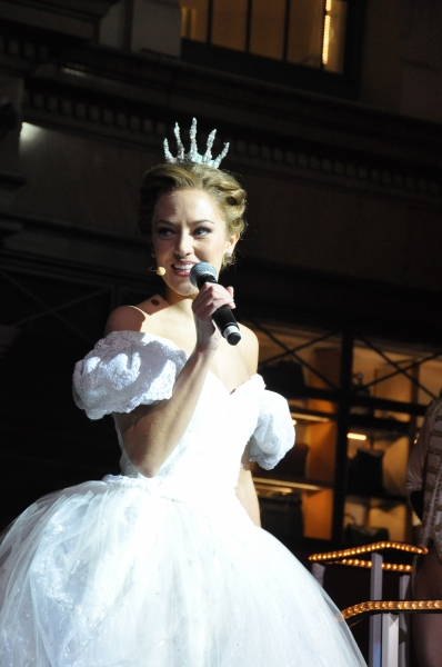 Photo Coverage: Rebecca Luker, Laura Osnes & More Perform at Macy's Christmas Windows Unveiling Image