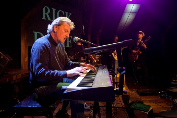 Photo Flash: Bay Street's 'Typhoon Relief for the Philippines' Benefit Concert Image