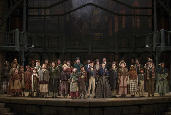 Photo Flash: First Look at Craig Wallace, Christopher Donahue and More in Milwaukee Rep's A CHRISTMAS CAROL Image