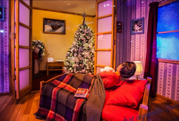 Photo Coverage: Macy's Holiday Windows Image