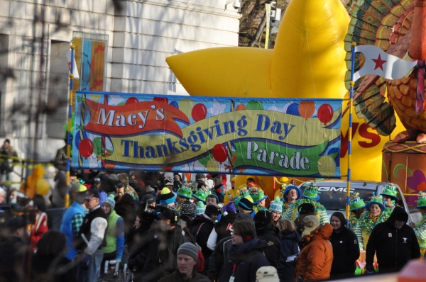 Photo Coverage: Hilty, Chenoweth & More at Macy's 87th Annual Thanksgiving Day Parade  Image