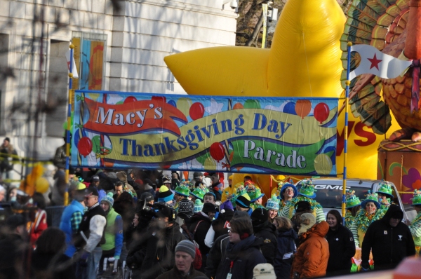 Photo Coverage: Hilty, Chenoweth & More at Macy's 87th Annual Thanksgiving Day Parade Image