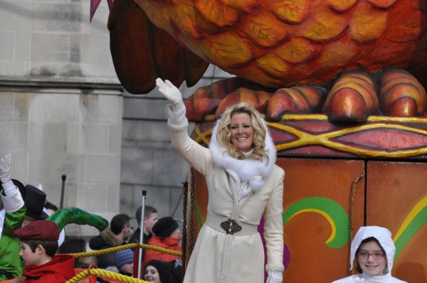 Photo Coverage: Hilty, Chenoweth & More at Macy's 87th Annual Thanksgiving Day Parade  Image