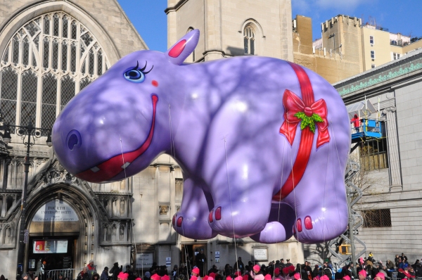 Photo Coverage: Hilty, Chenoweth & More at Macy's 87th Annual Thanksgiving Day Parade Image