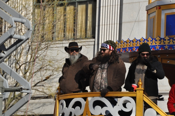 Photo Coverage: Hilty, Chenoweth & More at Macy's 87th Annual Thanksgiving Day Parade Image