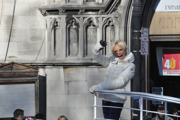 Photo Coverage: Hilty, Chenoweth & More at Macy's 87th Annual Thanksgiving Day Parade Image