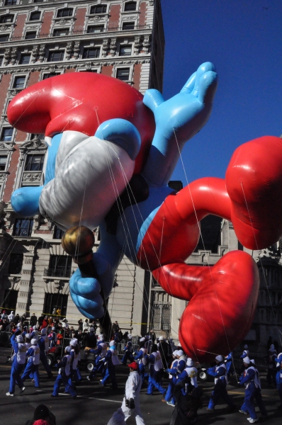 Photo Coverage: Hilty, Chenoweth & More at Macy's 87th Annual Thanksgiving Day Parade Image