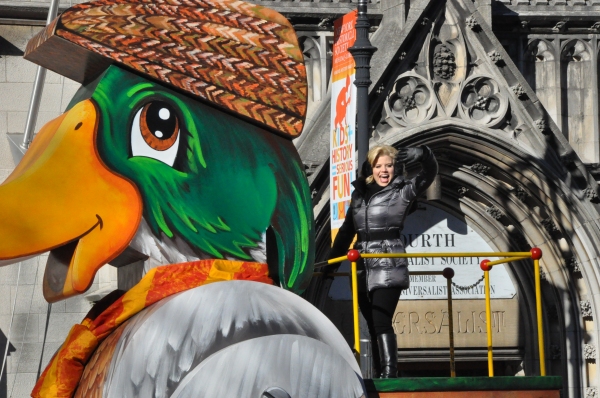 Photo Coverage: Hilty, Chenoweth & More at Macy's 87th Annual Thanksgiving Day Parade Image