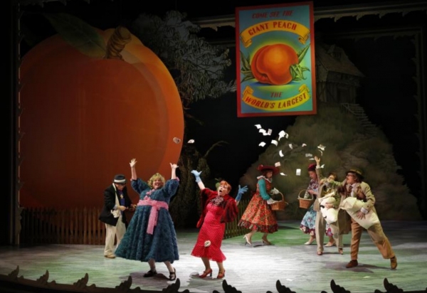 Photo Flash: First Look at Mike Spee, Kendra Kassebaum & More in JAMES AND THE GIANT PEACH World Premiere!  Image