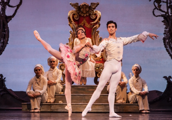 Photo Flash: Houston Ballet's THE NUTCRACKER Rings in Holiday Season Image