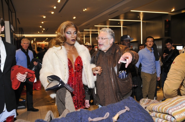 Photo Flash: KINKY BOOTS' Billy Porter, Stark Sands and Harvey Fierstein Thank Macy's For Support Image