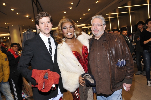 Photo Flash: KINKY BOOTS' Billy Porter, Stark Sands and Harvey Fierstein Thank Macy's For Support Image