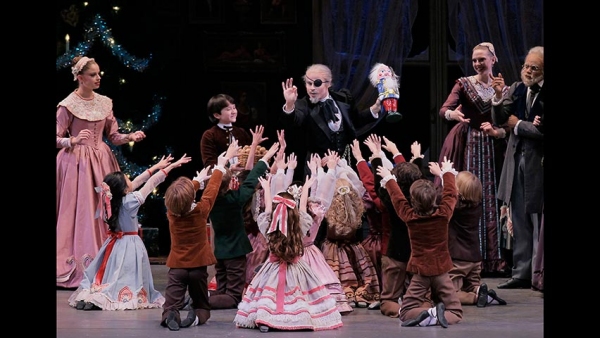 Photo Flash: First Look at George Balanchine's THE NUTCRACKER at NYC Ballet Image