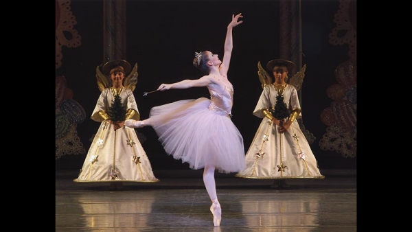 Photo Flash: First Look at George Balanchine's THE NUTCRACKER at NYC Ballet Image