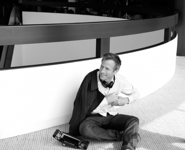 Photo Flash: First Look - Joaquin Phoenix, Amy Adams and More in Spike Jonze's HER Image