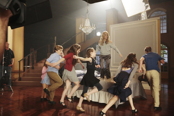 Photo and Video Preview: NBC's THE SOUND OF MUSIC Live Special Airs Tonight at 8pm! Image