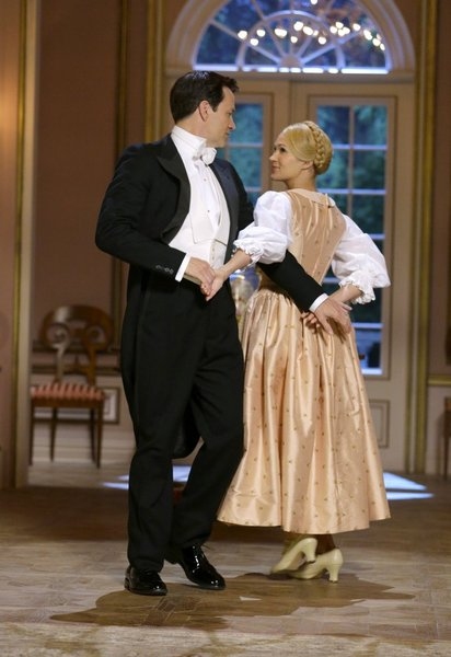 Photo and Video Preview: NBC's THE SOUND OF MUSIC Live Special Airs Tonight at 8pm! Image