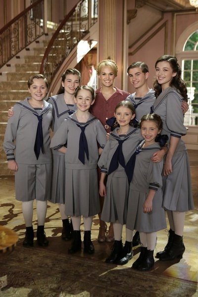 Photo and Video Preview: NBC's THE SOUND OF MUSIC Live Special Airs Tonight at 8pm! Image