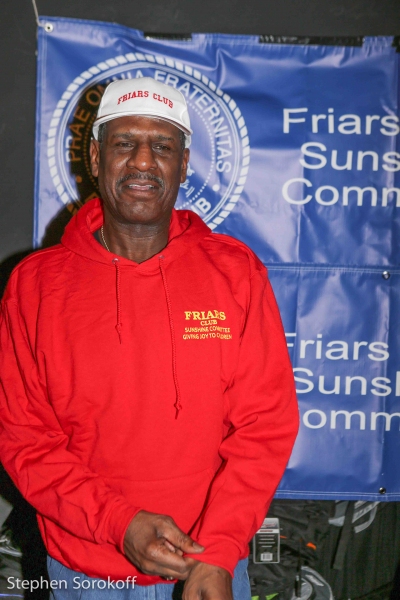 Photo Coverage: Friars Club Hosts Holiday Party for NYC Underprivileged Children Image