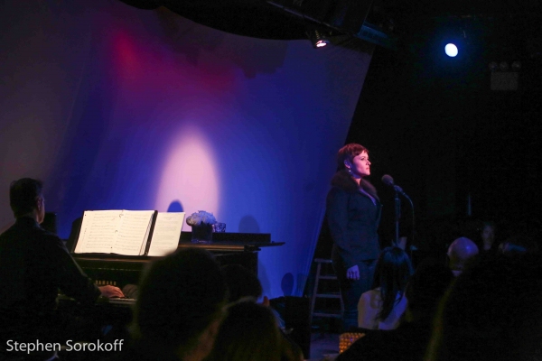 Photo Coverage: Cynthia Farrell Brings FOR REAL 2.0 to Metropolitan Room Image