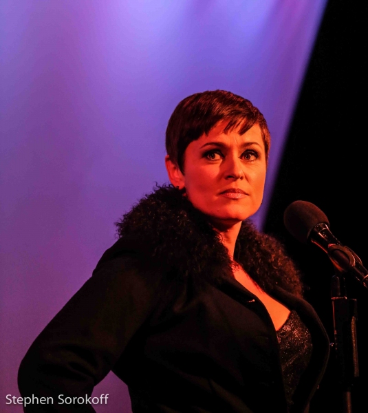 Photo Coverage: Cynthia Farrell Brings FOR REAL 2.0 to Metropolitan Room 
