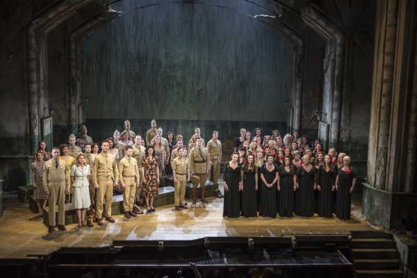 Photo Coverage: Military Wives Sing With Cast Of FROM HERE TO ETERNITY Image