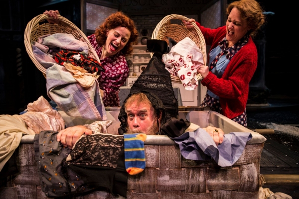 Photo Flash: First Look at THE MERRY WIVES OF WINDSOR at Chicago Shakespeare Theater Image