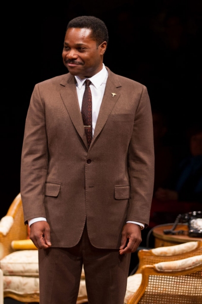 Photo Flash: First Look at Malcolm-Jamal Warner and More in GUESS WHO'S COMING TO DINNER at Arena Stage Image