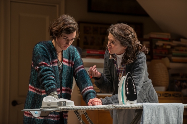 Photo Flash: First Look at Steppenwolf Theatre's TRIBES Image