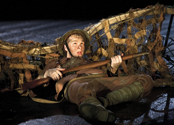 Photo Flash: WAR HORSE at the New London Theatre Image
