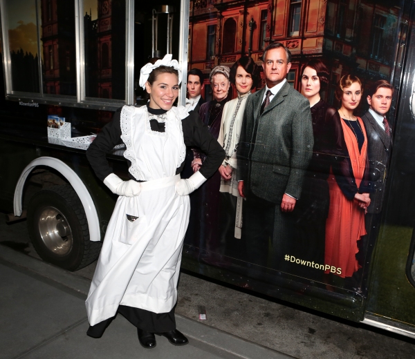 Photo Coverage: A GENTLEMAN'S GUIDE TO LOVE AND MURDER Cast Has Afternoon Tea at Downton Abbey Food Truck! Image