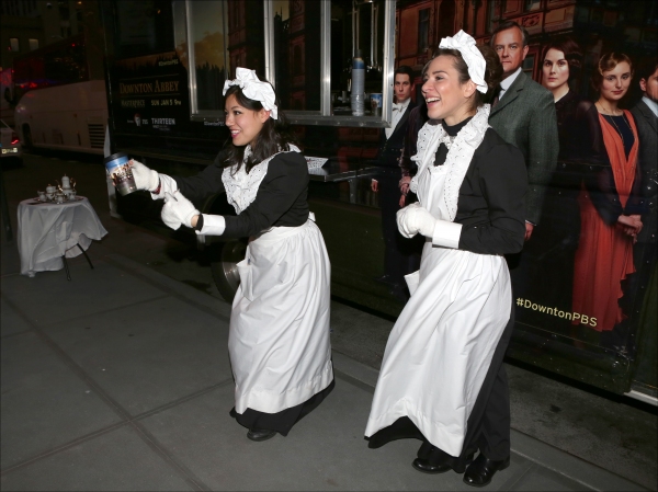 Photo Coverage: A GENTLEMAN'S GUIDE TO LOVE AND MURDER Cast Has Afternoon Tea at Downton Abbey Food Truck! Image